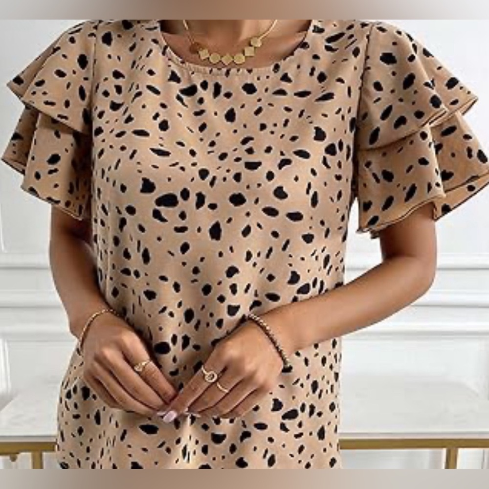 SHEIN size 28/30, cheetah print, elegant, ruffled sleeved blouse.